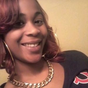 Meet your Posher, Jamila